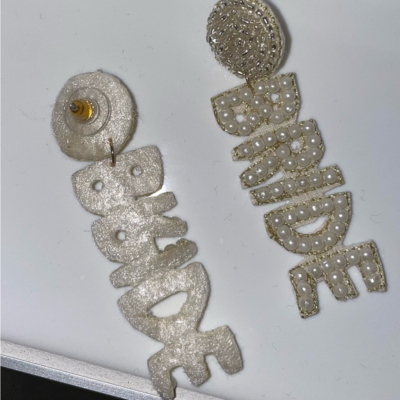 Francesca’s bride earrings - Picture 2 of 3